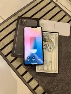 Dijual Iphone 11 Promax 256GB Grey Resmi Ibox Mulus Lengkap