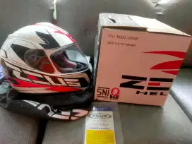 Helm Sepeda Motor Zeus & Honda