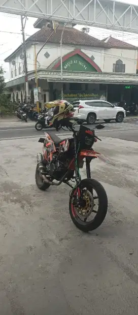 KTM Trail Basic Pulsar 180 cc