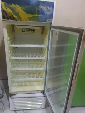 Showcase bekas orisinil bergaransi