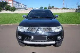 Mitsubishi Pajero Dakar Sunroof AT Diesel Turbo tahun 2012