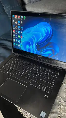 Lenovo YOGA 520 | Intel core i5-8250U | 8GB RAM | SSD-512 GB