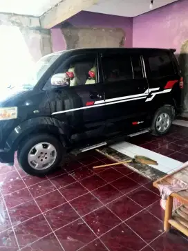 Dijual Mitsubishi Maven 2010