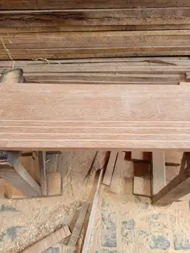 Papan Trap anak Tangga kayu Bengkirai ukuran T. 3cm x L. 25cm x P. 1m