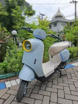 SEPEDA LISTRIK PALING BANYAK DICARI, DISKON 400 RIBU, FREE ONGKIR