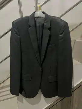 Jas abu2 salah beli kekecilan