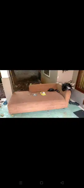 Jual kursi sofa satu set apa adanya jarang di pakai