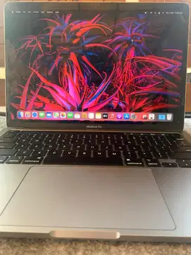 MacxBook Pro 2020 8/256gb TouchBar 13 inch IBOX Space Grey