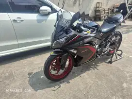 Ninja 250 tahun 2015 limited edition