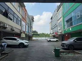 Jual ruko sangat keren di Surabaya barat