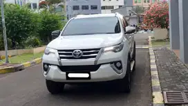 toyota fortuner vrz diesel 2018 putih pajak panjang siap pakai