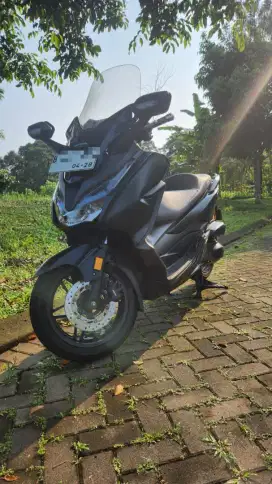 Honda Forza 250 cc