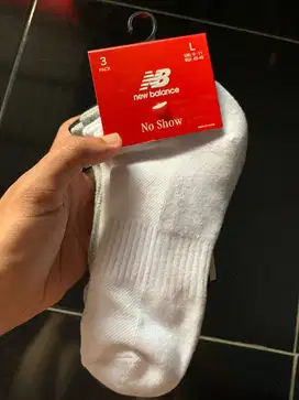 Kaos Kaki New Balance Original “Baru”