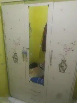 Di Jual Lemari Baju Lemari Piring & Mesin Cuci Portable
