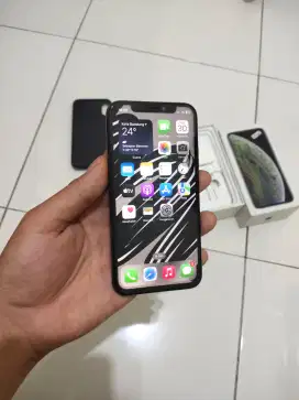 iphone xs 64gb smartfreen only