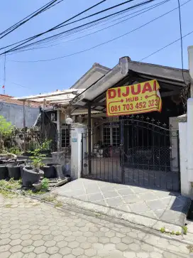 Dijual Rumah Taman Pondok Indah Wiyung