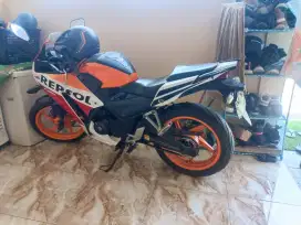 CBR 150 REPSOL 2015