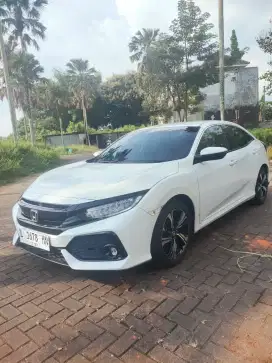 New Civic turbo E hatchback 2019 istimewa