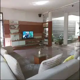 Rumah Mewah Hommey di Mekar Wangi Bandung