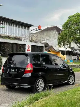 Jazz Vtec matic mulus siap pakai