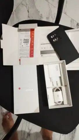 xiaomi 14 mulus baru 3 bulan bisa Tuker tambah