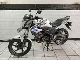 Cb150r tahun 2013 lengkap orisinil mesin halus