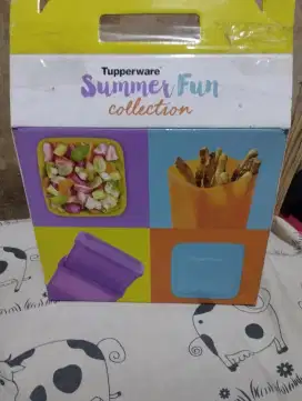 Toples Tupperware