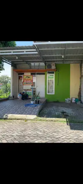 Jual Rumah Perumahan dengan Nyaman,Sejuk dan Taman