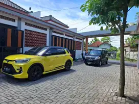 Di jual rumah cantik di area solo baru