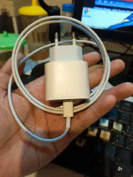Charger Iphone 11 eks inter bisa buat ip 6 sampe 13