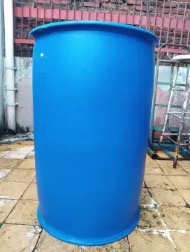 DRUM BEKAS MINYAK KAYU PUTIH