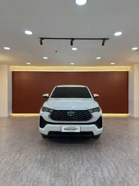 TOYOTA ZENIX G CVT 2023 PLATINUM WHITE PEARL
