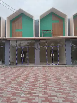 Ruko Dijual lokasi perumahan ramai