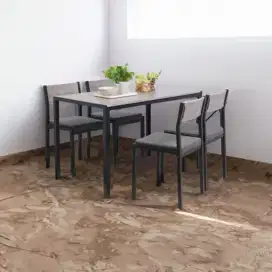 Meja makan minimalis anti rayap