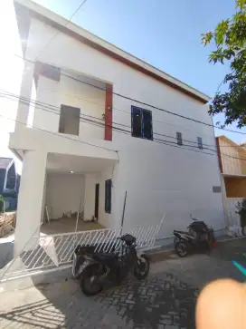 Dijual rumah minimalis dua lantai di harapan indah Bekasi barat