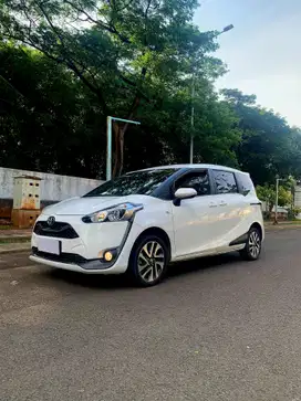 Toyota Sienta V welcab 2021