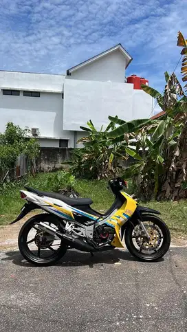 Suzuki satria hiu 2004