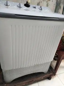 Mesin cuci 2 tabung