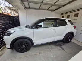 Daihatsu Rocky 2024 Bensin kaya baru over kredit