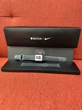 Apple Watch Series Nike SE 40mm