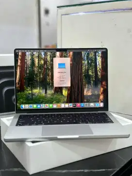 Macbook pro M3 8/512gb iBox mulus like new fullset