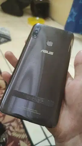 Asus ZenFone Max Pro (M2)