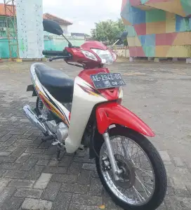 Honda Karisma tahun 2005