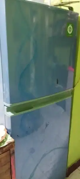 Kulkas SHARP 2 pintug