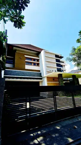 Dijual Cepat Rumah Mewah Modern Minimalis Di Mainroad Batununggal
