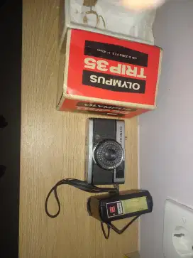 Kamera analog jadul olympus trip35