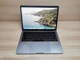 Macbook Pro 2018 13inch Core i7 8GB 512GB
