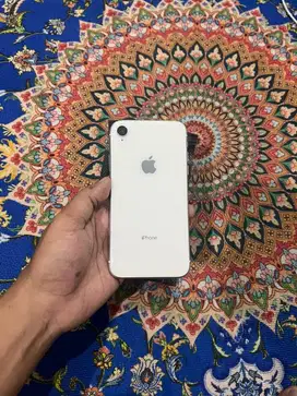 IPHONE XR 64GB INTER