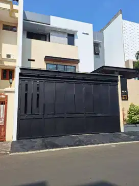 Murah-Rumah Dijual  Permata buana.wow minimalis.dkt puri/puri mansion