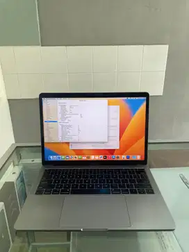 Macbook Pro 13 inch 2017 8/256GB